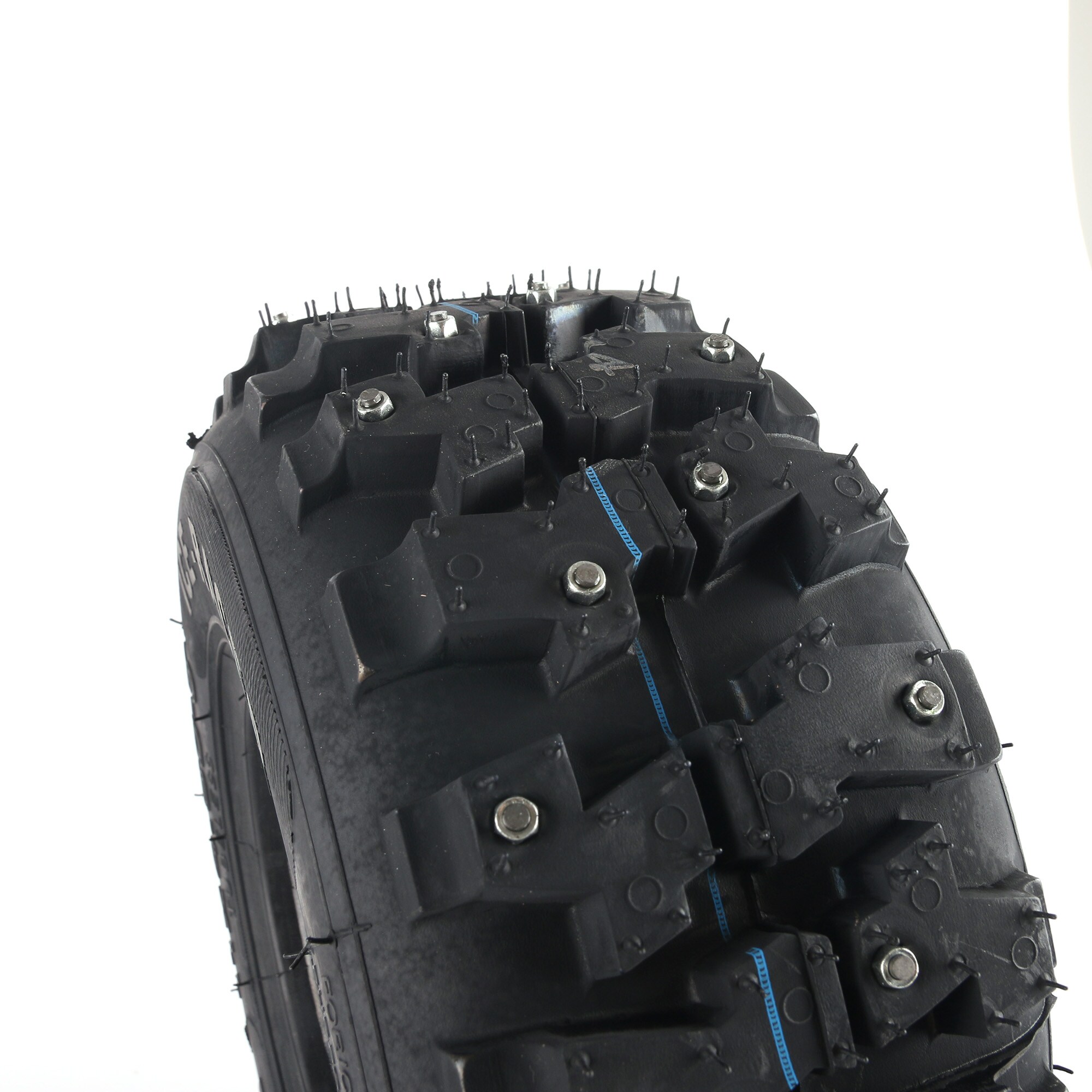 Ice-racer färdigdubbat. 44st dubb